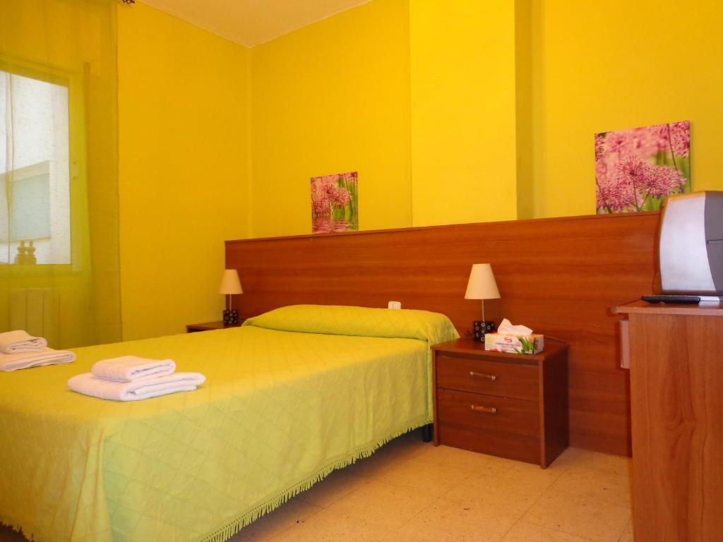 Hotel Pension Mode Лерида Номер фото